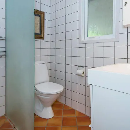 Three-bedroom Holiday In Knebel 20 *